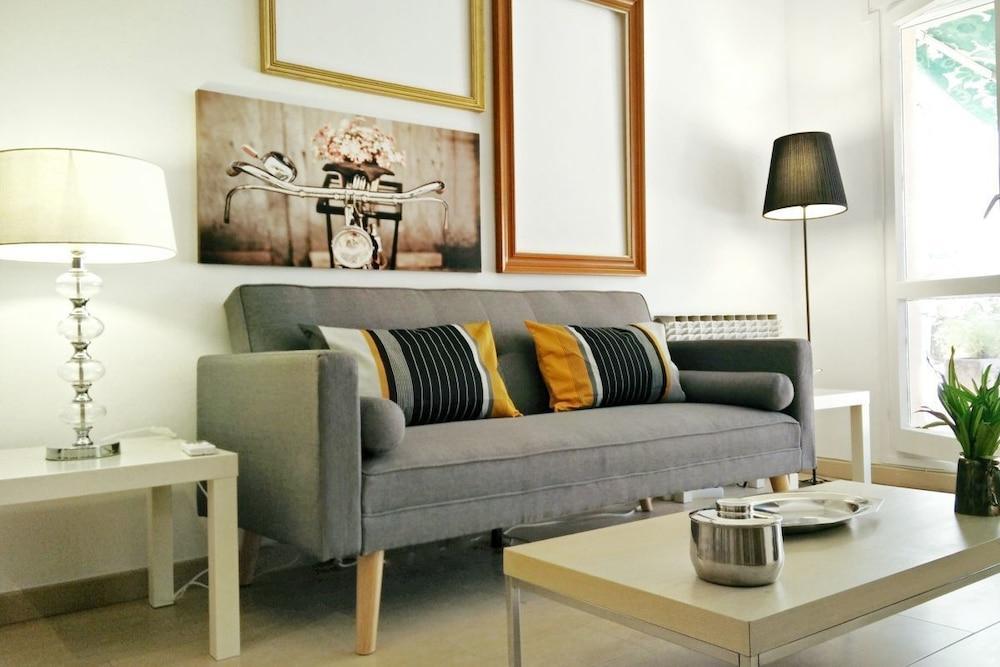Bizflats Arc De Triomf Barcelona